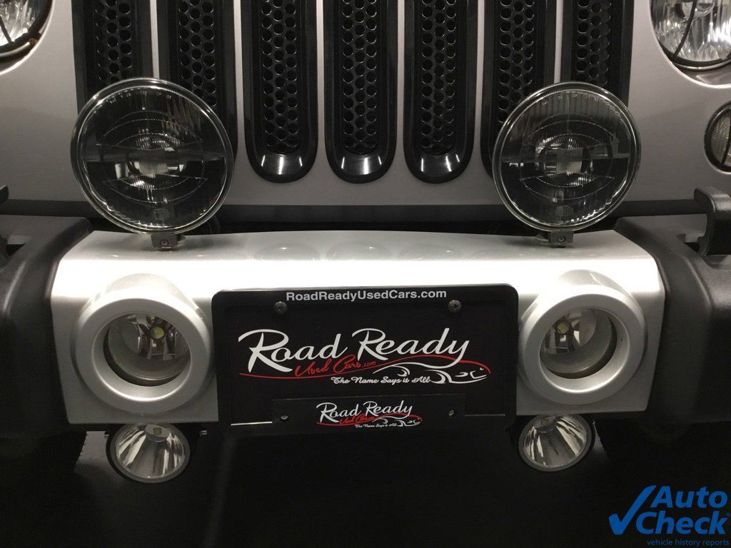 Used 2014 Jeep Wrangler Sahara w/ Dual Top Group AWD/4WD image 23