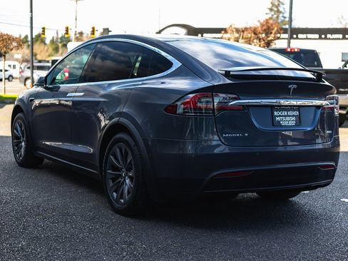 Used 2017 Tesla Model X 100D image 11