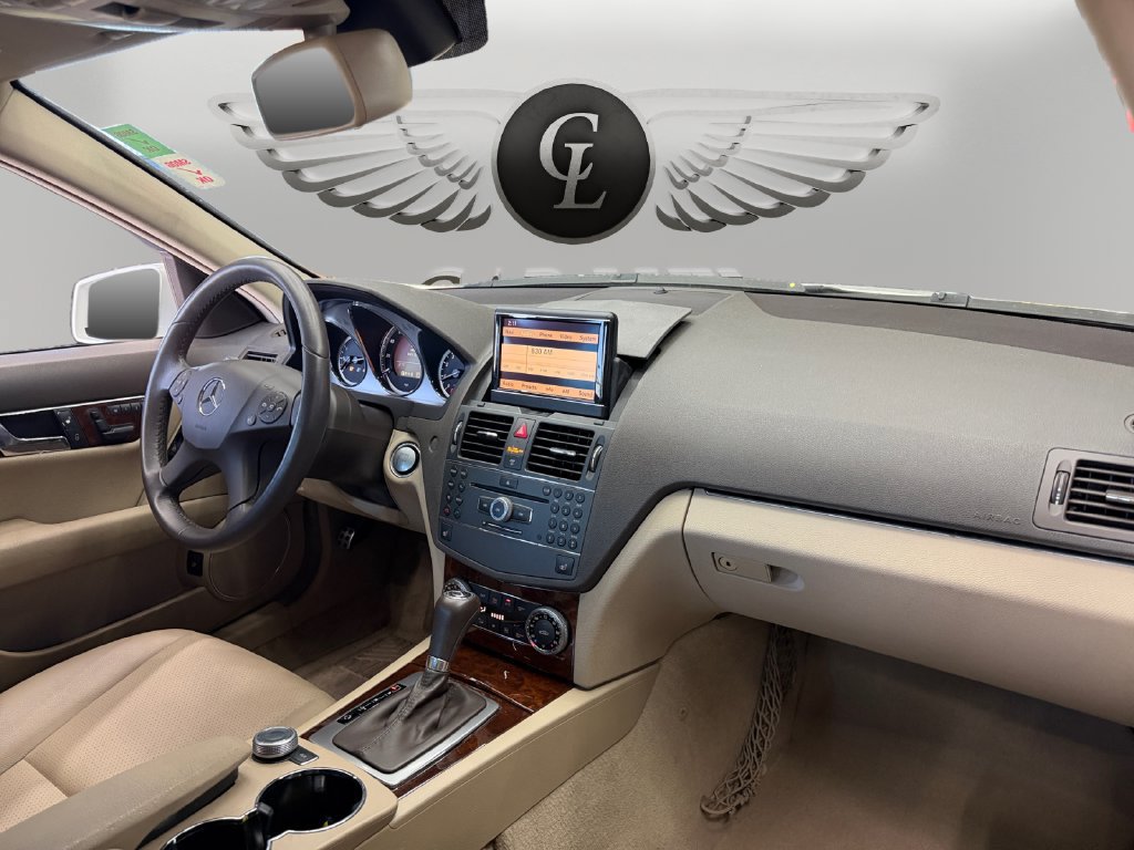 Used 2010 Mercedes-Benz C 300 Sedan w/ Multimedia Pkg image 17