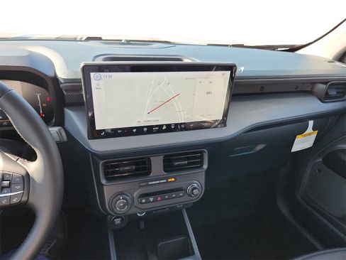 New 2025 Ford Maverick Lariat w/ Black Appearance Package image 17