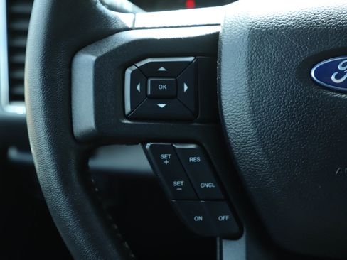 Used 2019 Ford F150 XLT w/ Equipment Group 302A Luxury AWD/4WD image 25