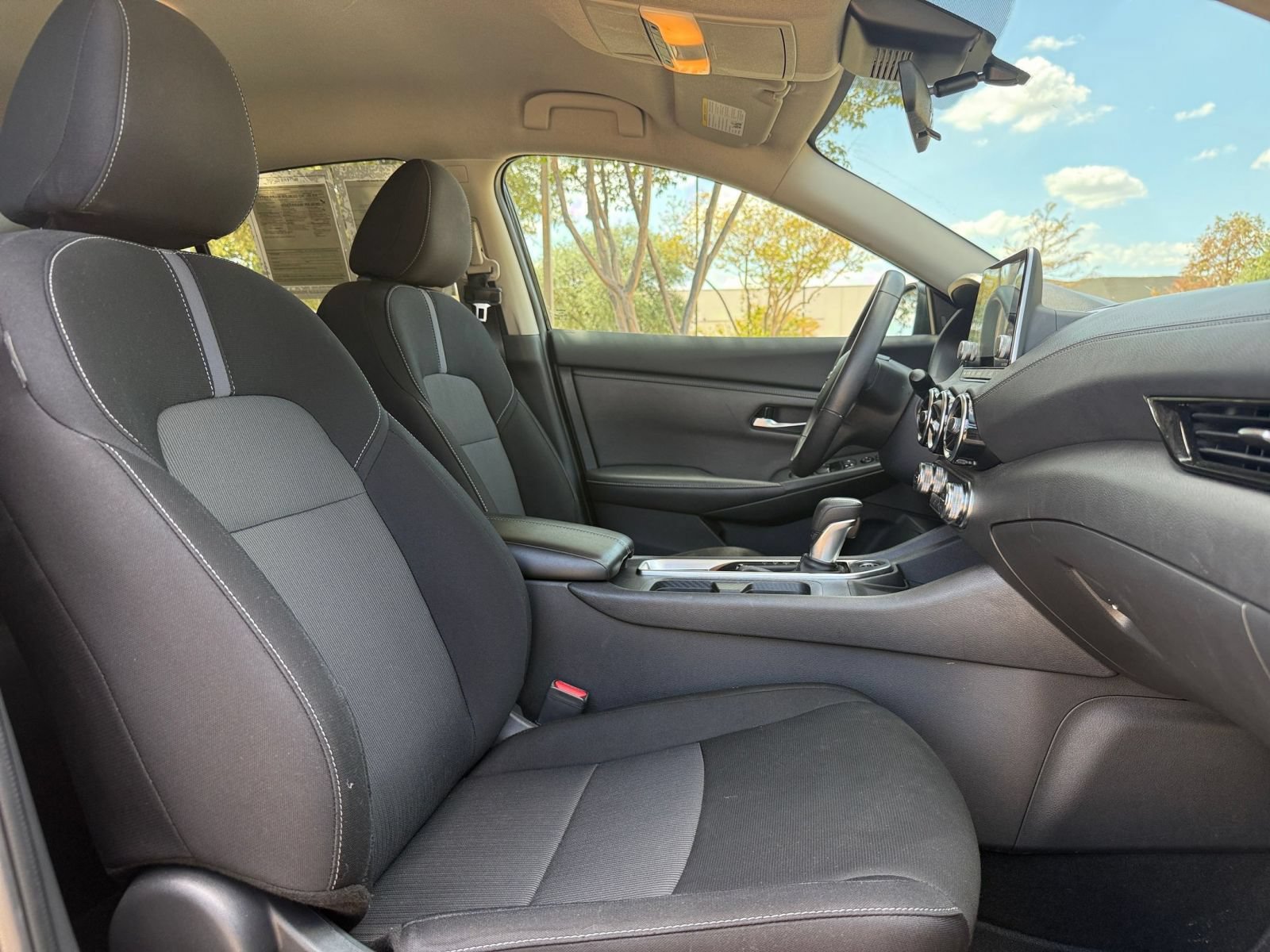 Used 2021 Nissan Sentra SV FWD image 35