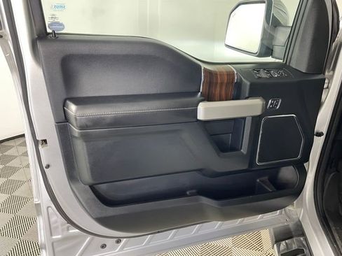 Used 2016 Ford F150 Lariat w/ Equipment Group 502A Luxury image 13