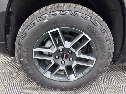 New 2026 GMC Terrain AT4 image 16