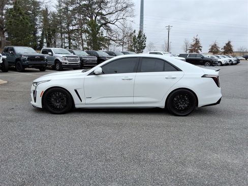 Used 2023 Cadillac CT4 V Blackwing w/ LPO, Blue Accent Package image 8