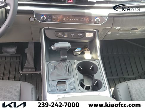 New 2026 Kia Carnival FWD image 20