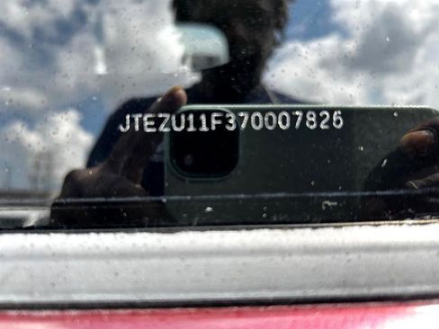 Used 2007 Toyota FJ Cruiser 2WD image 28