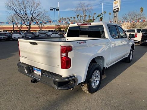 Used 2025 Chevrolet Silverado 1500 LT w/ Convenience Package II image 10