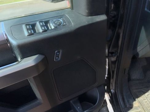 Used 2015 Ford F150 XLT w/ Equipment Group 301A Mid AWD/4WD image 17
