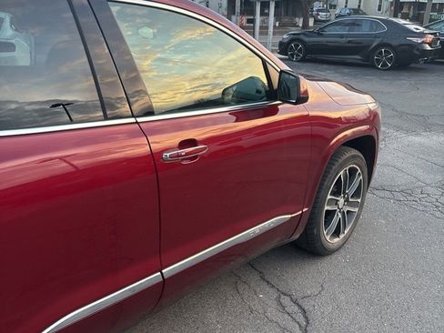 Used 2018 GMC Acadia Denali w/ Technology Package image 18