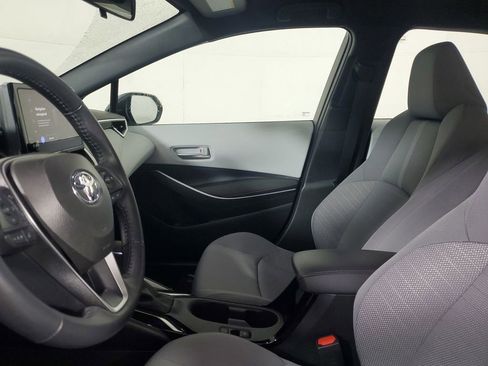 Used 2025 Toyota Corolla SE image 21