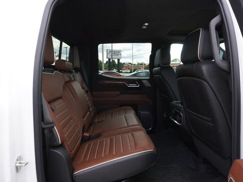 Used 2024 GMC Sierra 1500 Denali Ultimate AWD/4WD image 26