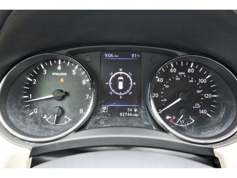 Used 2020 Nissan Rogue SL w/ Premium Package FWD image 16