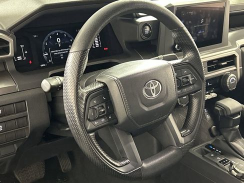 Used 2025 Toyota Tacoma SR5 image 13