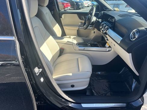 New 2026 Mercedes-Benz GLB 250 image 13
