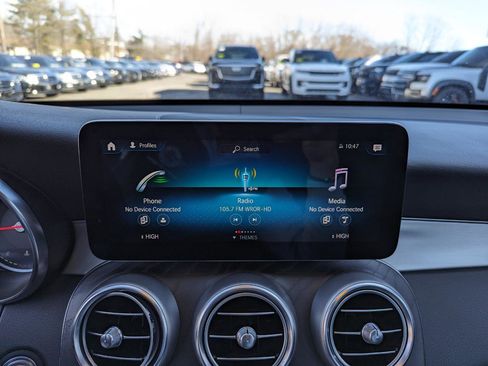 Used 2021 Mercedes-Benz GLC 300 4MATIC image 21