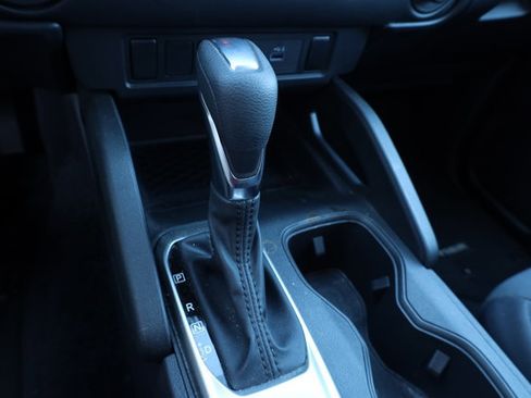 Used 2023 Nissan Frontier S w/ Technology Package image 9