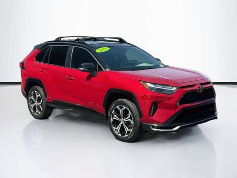 Certified 2025 Toyota RAV4 XSE AWD/4WD image 3