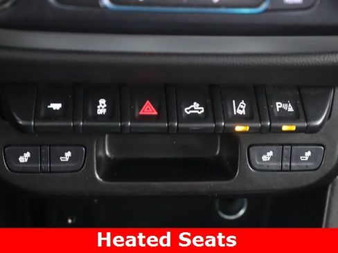 Used 2022 Chevrolet Colorado LT w/ Redline Special Edition image 4