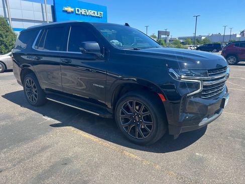 Used 2023 Chevrolet Tahoe LT w/ LT Signature Package AWD/4WD image 10