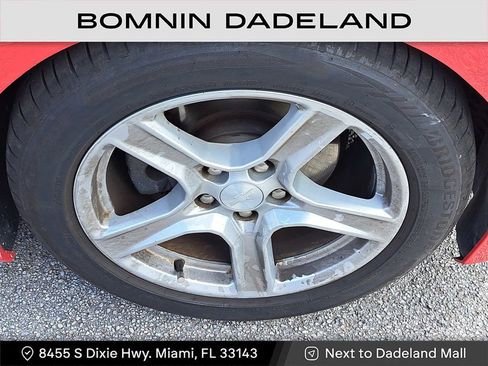 Used 2019 Chevrolet Camaro LT image 9