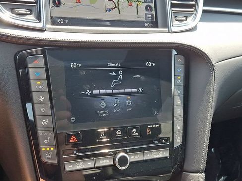 Used 2025 INFINITI QX55 Essential AWD/4WD image 17