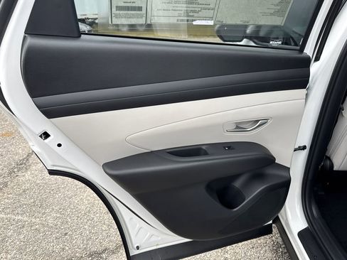 New 2026 Hyundai Tucson SEL image 12