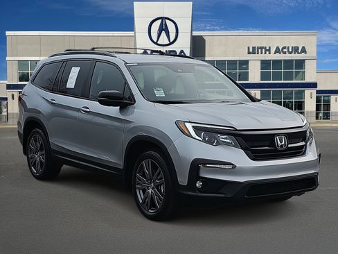 Used 2022 Honda Pilot Sport image 1