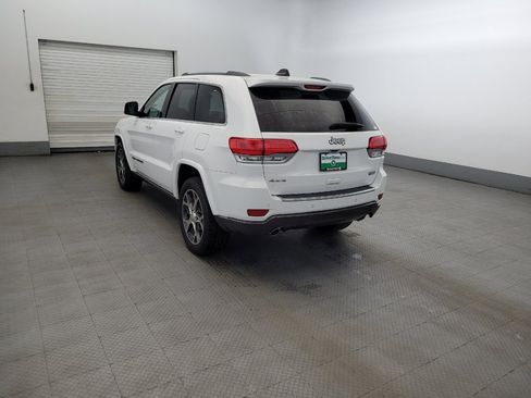 Used 2018 Jeep Grand Cherokee Limited AWD/4WD image 5