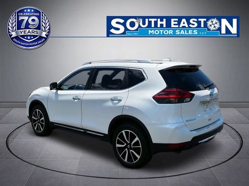 Used 2018 Nissan Rogue SL w/ Premium Package AWD/4WD image 5