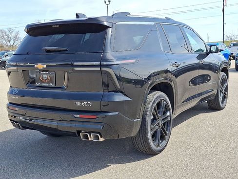 New 2026 Chevrolet Traverse High Country w/ LPO, Floor Liner Package FWD image 12