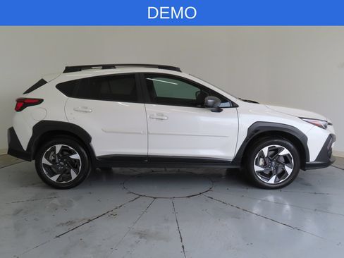 Used 2025 Subaru Crosstrek 2.5i Limited w/ Crosstrek Mirror Package AWD/4WD image 2