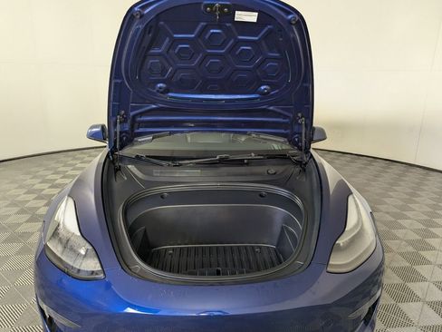 Used 2023 Tesla Model 3 Standard Range image 33