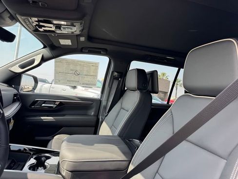 New 2026 Chevrolet Tahoe Premier image 14