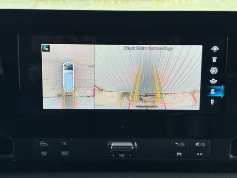 Used 2022 Mercedes-Benz Sprinter 1500 image 29