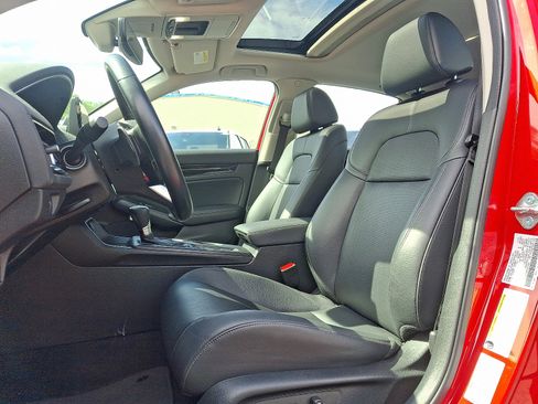 Certified 2024 Honda Civic Touring image 13