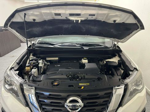 Used 2020 Nissan Pathfinder SV image 56