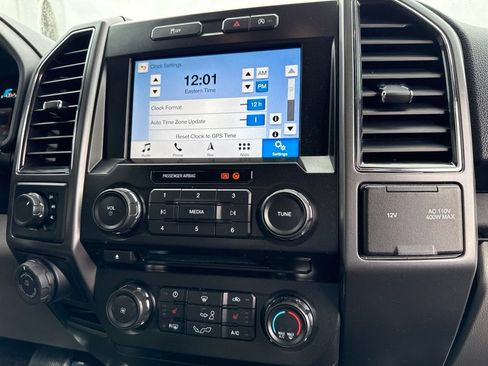 Used 2017 Ford F150 XLT w/ Equipment Group 302A Luxury AWD/4WD image 38