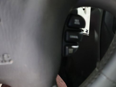 Used 2003 Oldsmobile Alero GL FWD image 29