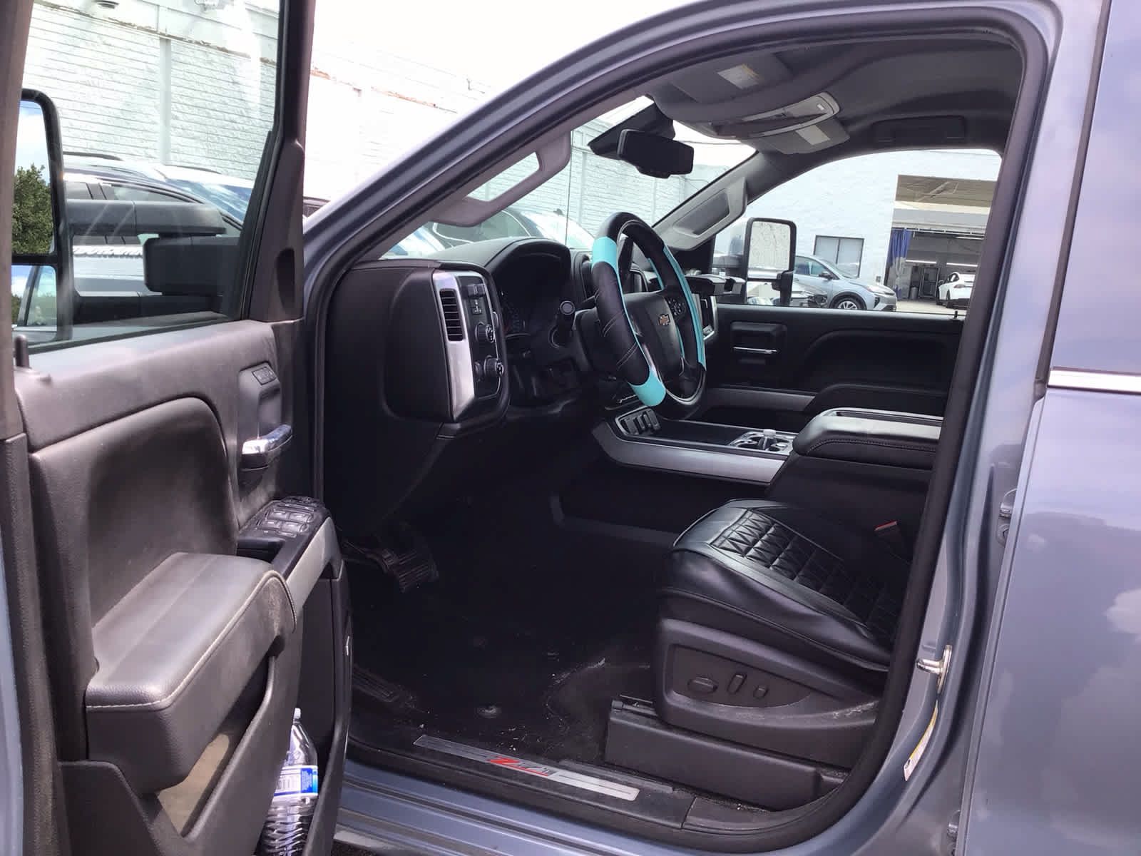 Used 2015 Chevrolet Silverado 2500 LTZ w/ Duramax Plus Package AWD/4WD image 5