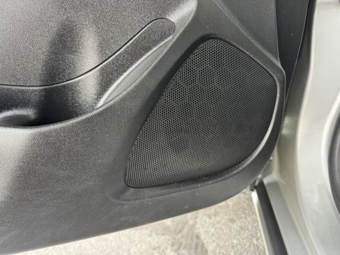 Used 2021 Chevrolet Malibu RS image 11