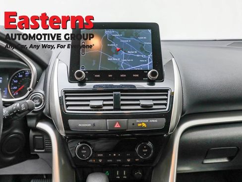 Used 2024 Mitsubishi Eclipse Cross SE image 12