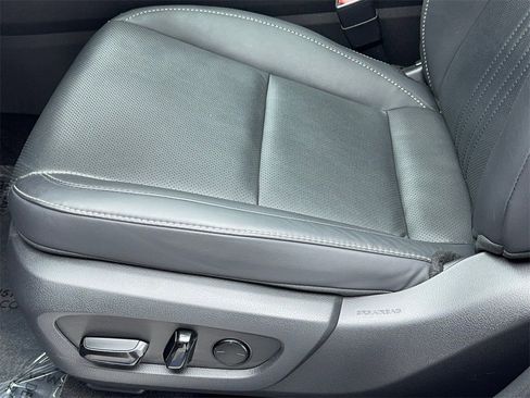 Used 2023 Lexus NX 250 250 Premium NAV,CAM,SUNROOF,CL w/ Towing Package (2000 Lbs) image 34