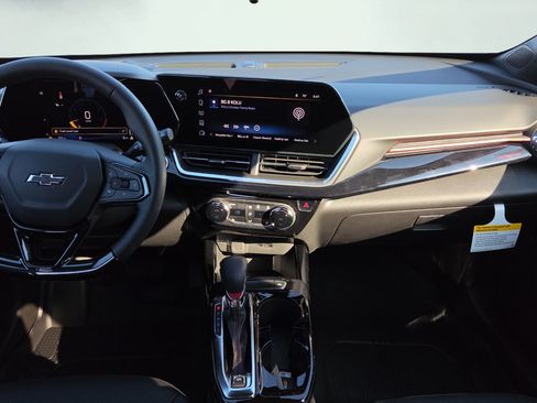 New 2026 Chevrolet Trax RS FWD image 21