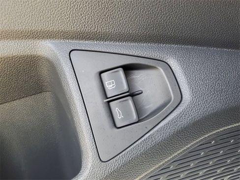 Certified 2023 Volkswagen Jetta SE image 31