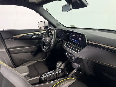 Used 2024 Chevrolet TrailBlazer ACTIV w/ Convenience Package image 34