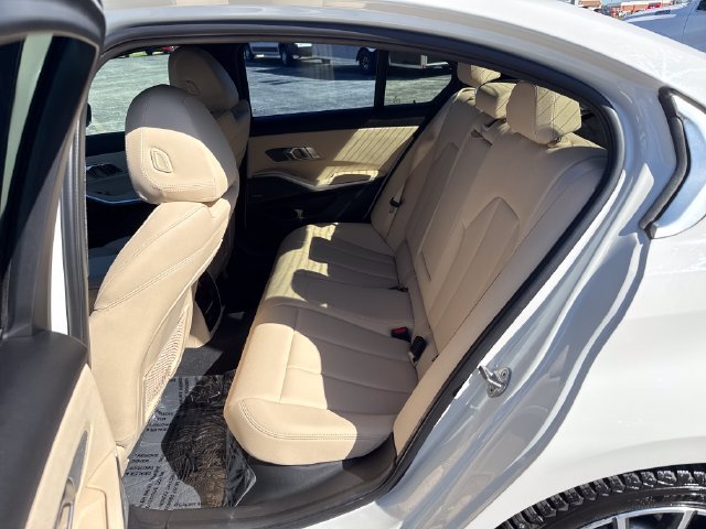 Used 2020 BMW 330i xDrive Sedan w/ Driving Assistance Package AWD/4WD image 25