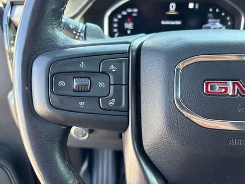 Used 2023 GMC Sierra 1500 AT4 w/ AT4 Premium Package AWD/4WD image 12
