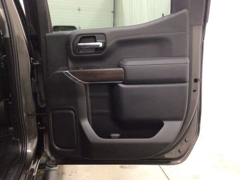 Used 2019 GMC Sierra 1500 SLT w/ SLT Convenience Package image 29