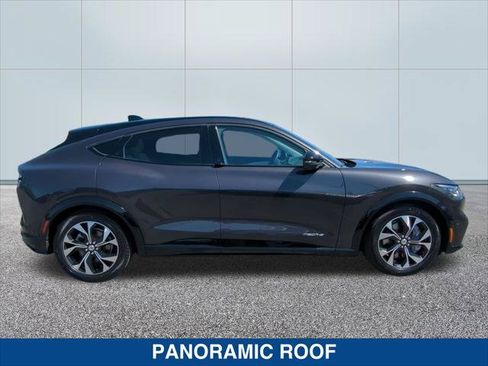 Certified 2022 Ford Mustang Mach-E Premium RWD image 6